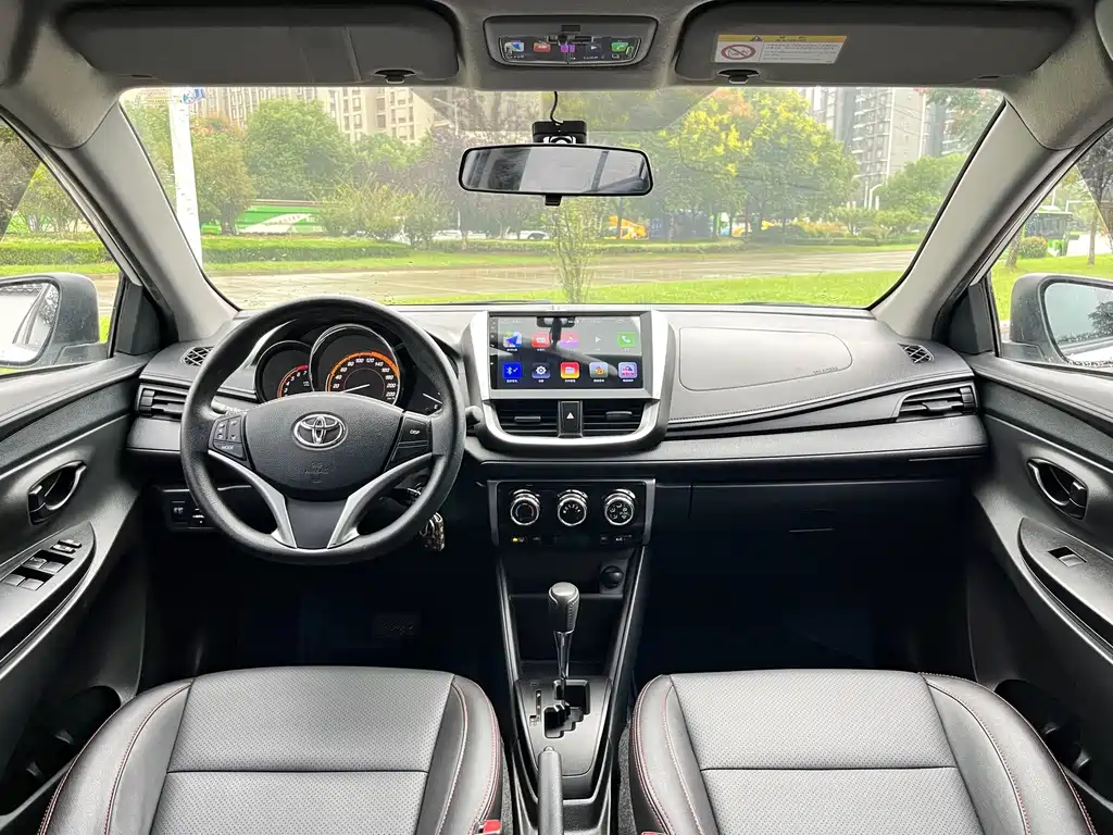 Toyota Yaris L — миниатюра 15