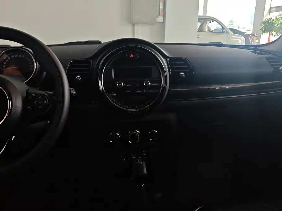 MINI Mini Clubman — миниатюра 13