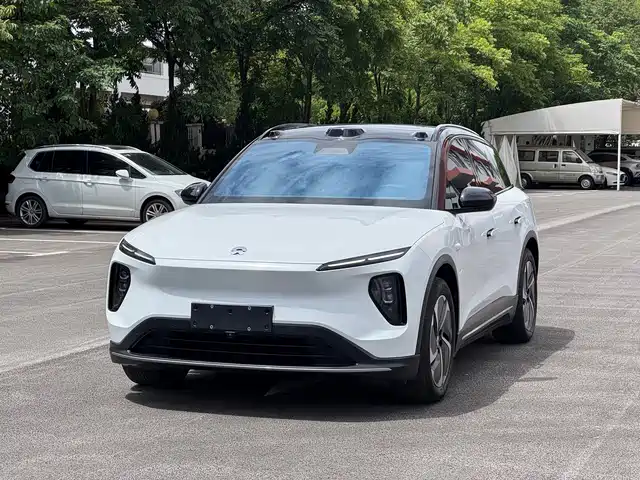 2024 Nio ES6