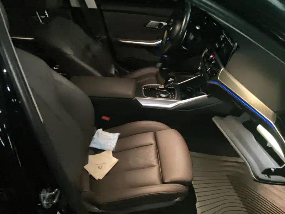 BMW 3 Series — миниатюра 8