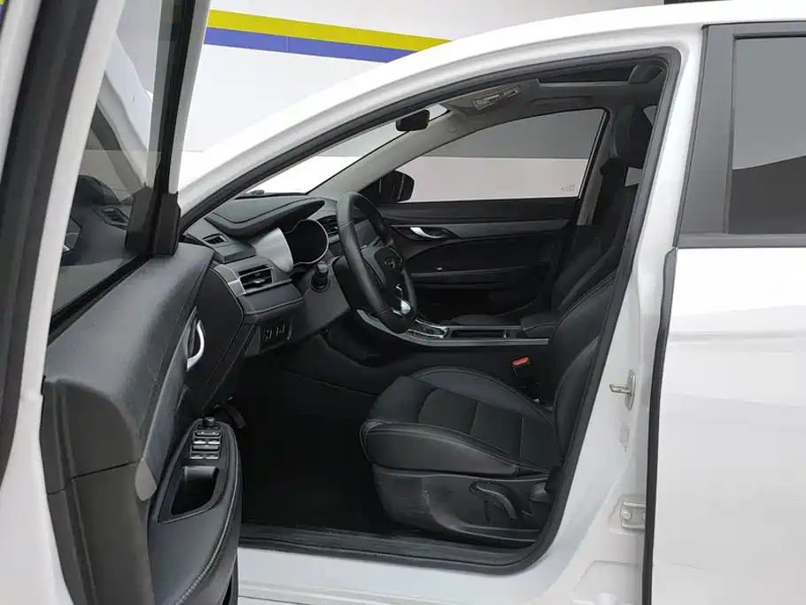 Geely Emgrand — миниатюра 9