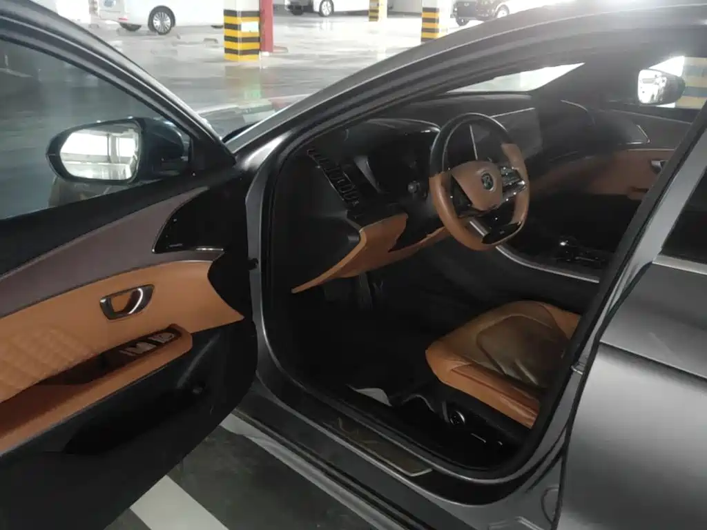BYD Han — миниатюра 19