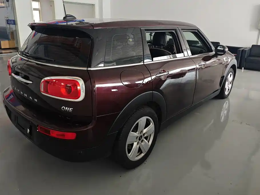 MINI Mini Clubman — миниатюра 3