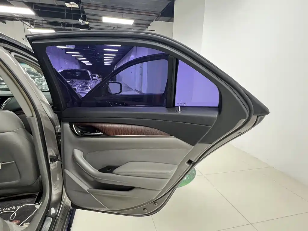 Cadillac CTS — миниатюра 25