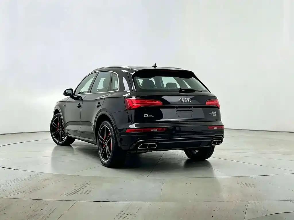 Audi Q5L — миниатюра 7