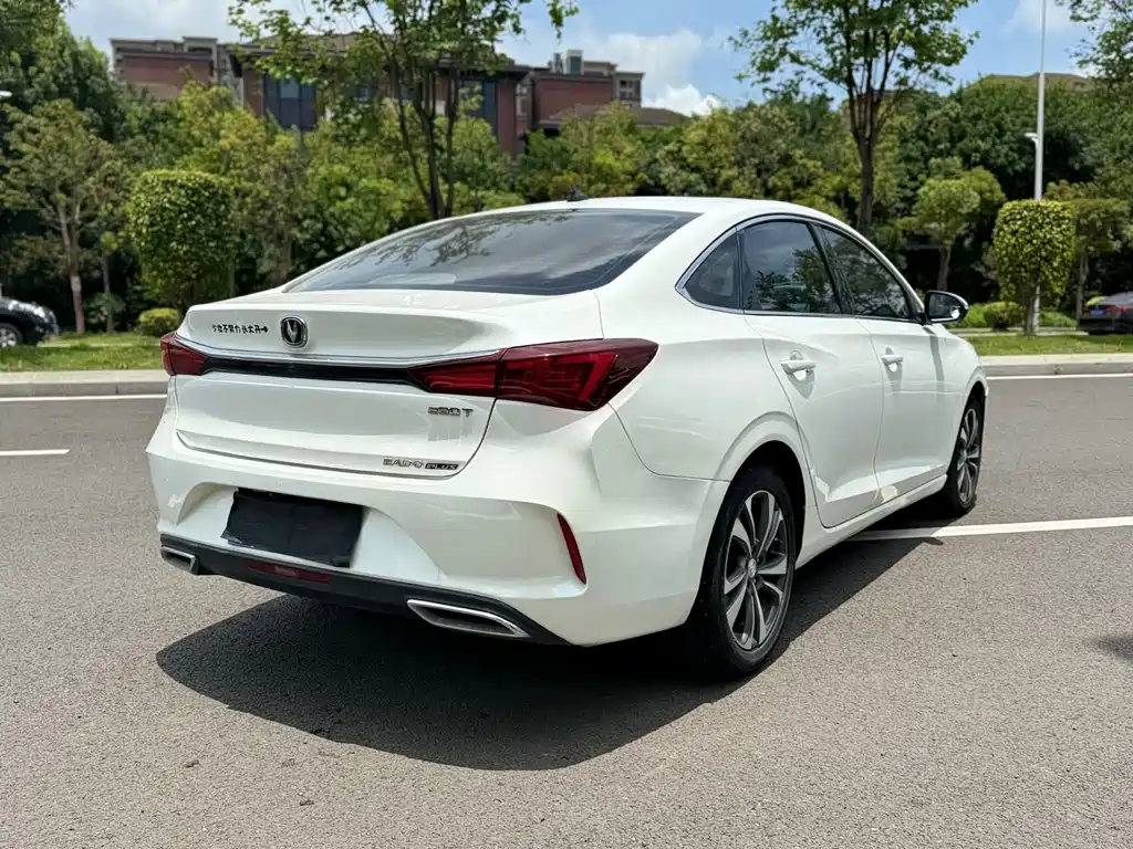 Changan Eado 2020 PLUS NE 1.4T GDI DCT Flagship