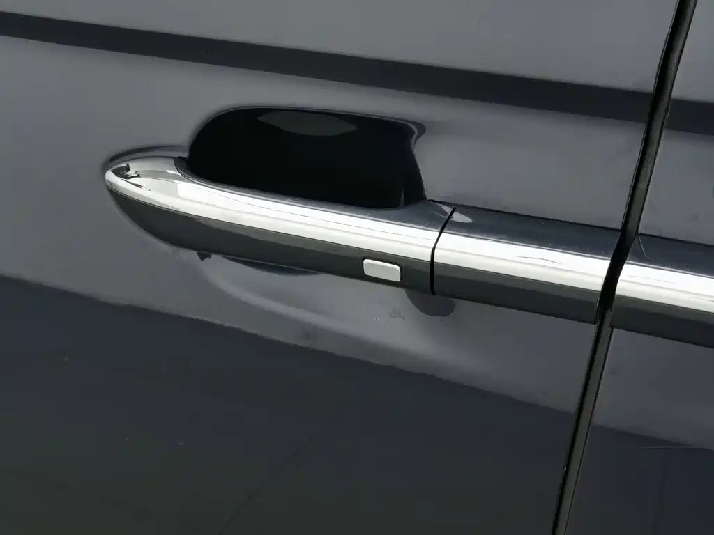 Roewe iMAX8 — миниатюра 18