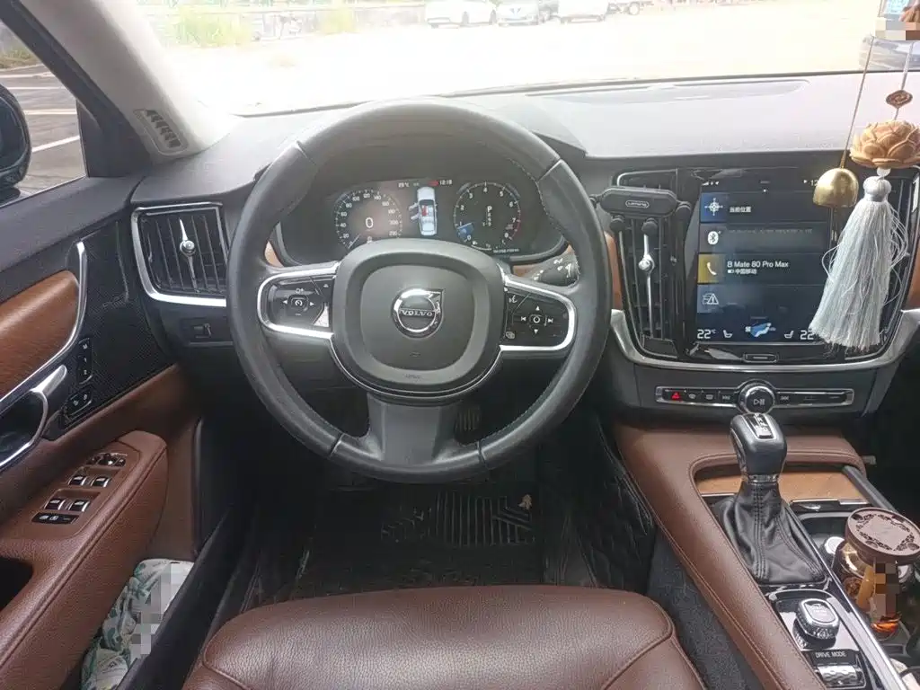Volvo S90 — миниатюра 11