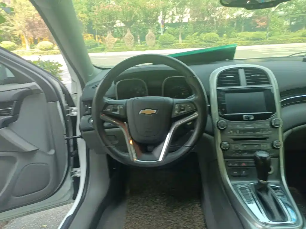 Chevrolet Malibu — миниатюра 11