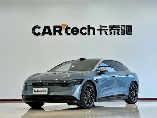 Zeekr 007 2025