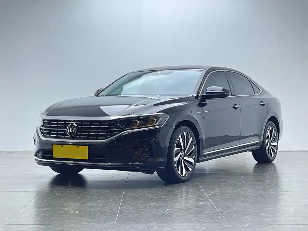 Volkswagen Passat 2023