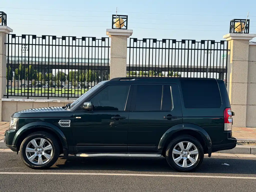 Land Rover Discovery — миниатюра 4
