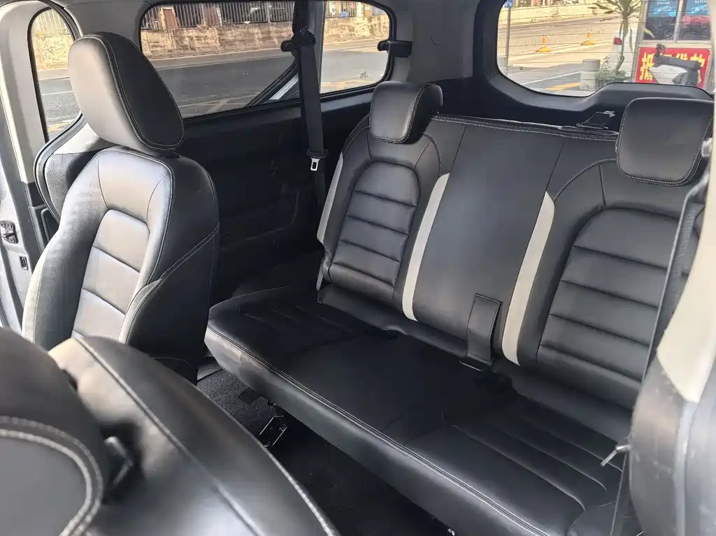 WULING WULING JOURNEY