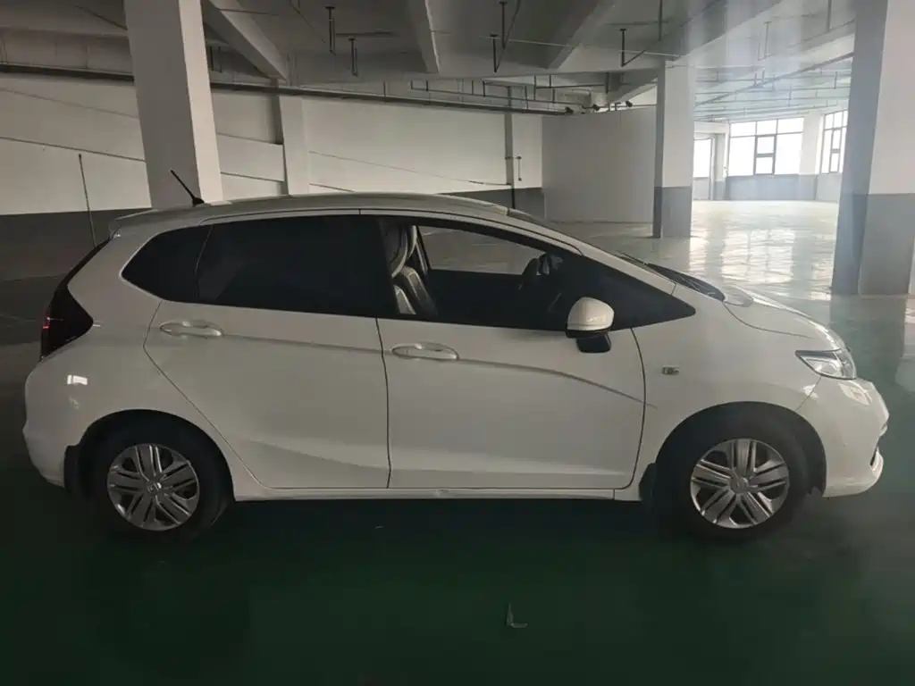 Honda Fit — миниатюра 26