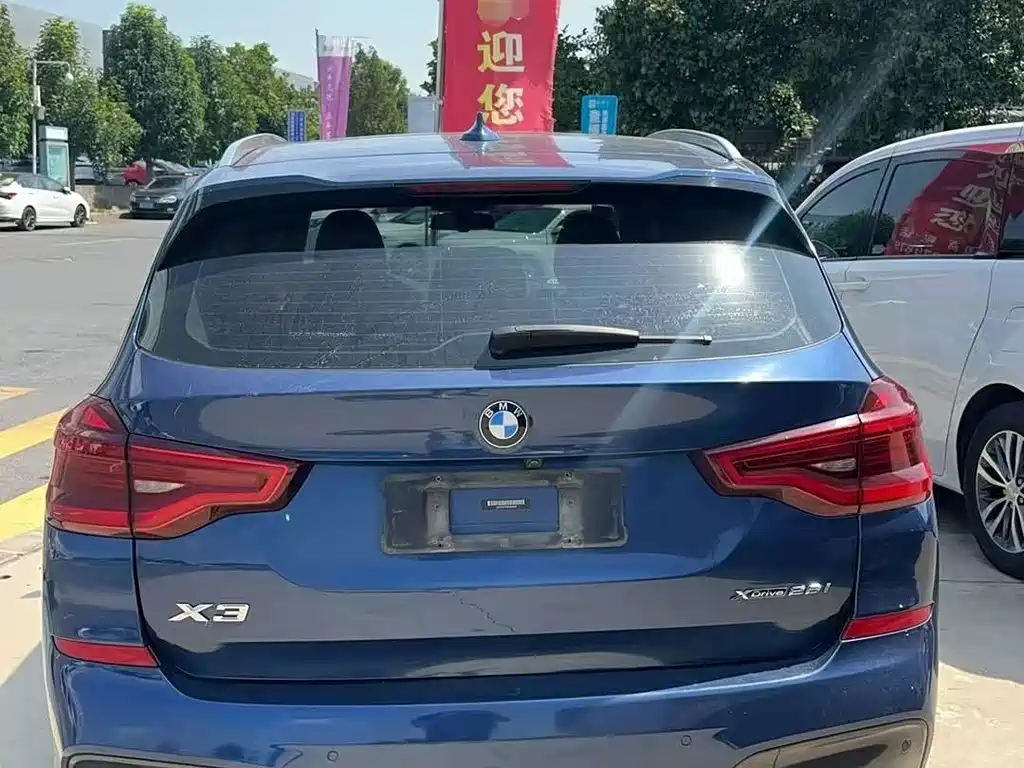 BMW X3 — миниатюра 7