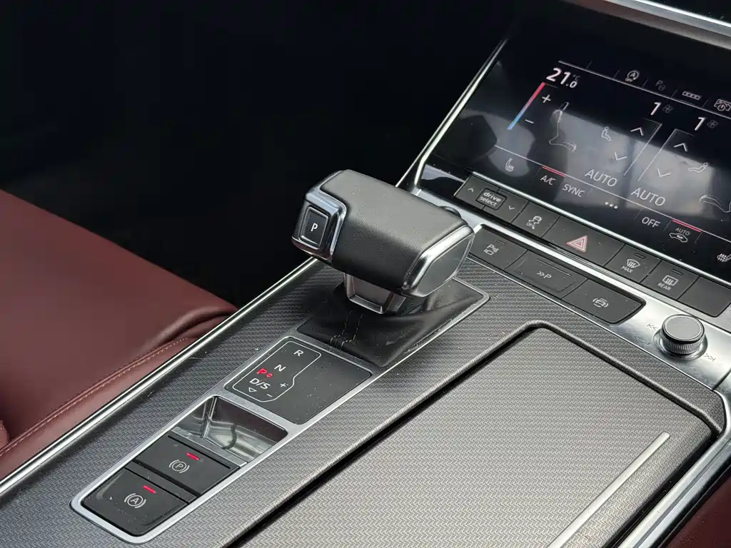 Audi A7L — миниатюра 16