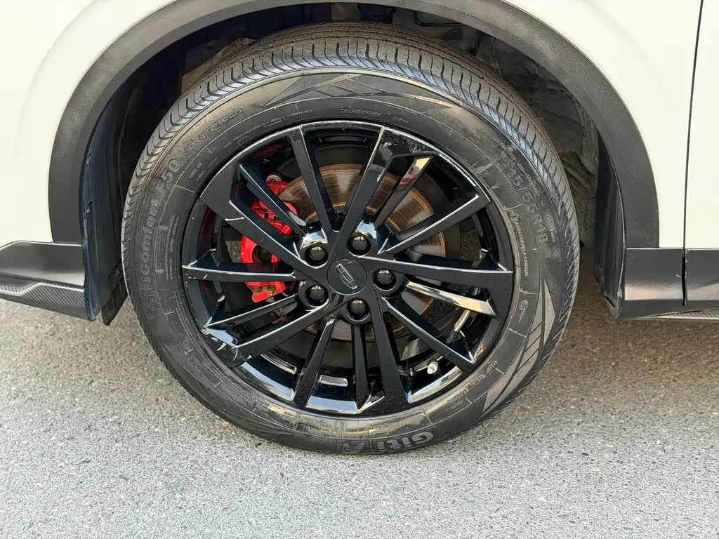 Geely Binyue — миниатюра 4