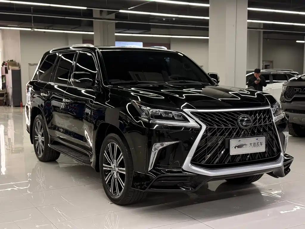 Lexus LX 2017 570 Luxury