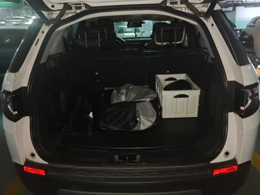 Land Rover Discovery Sport — миниатюра 4
