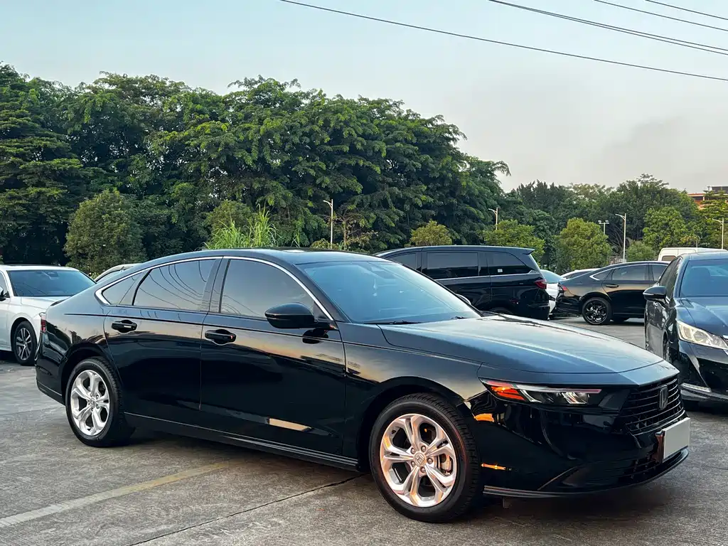 Honda Accord — миниатюра 3
