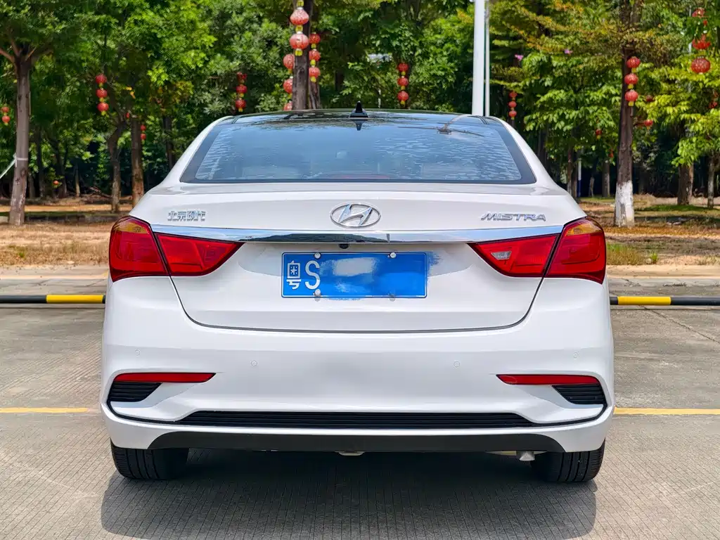 Hyundai Mistra — миниатюра 9