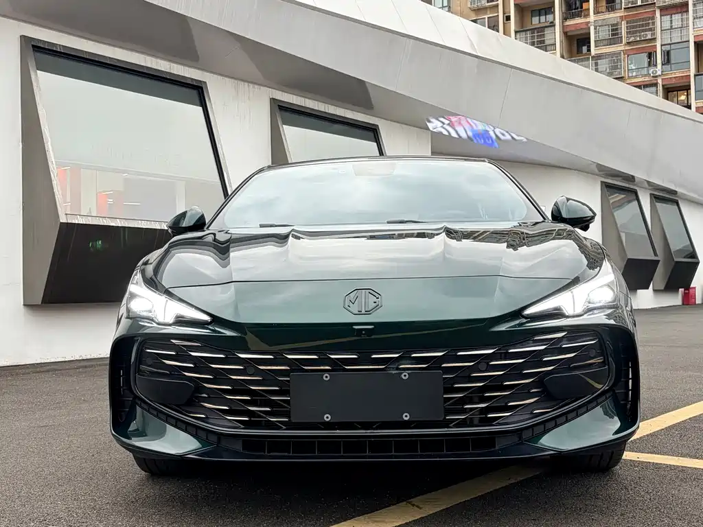 MG MG7