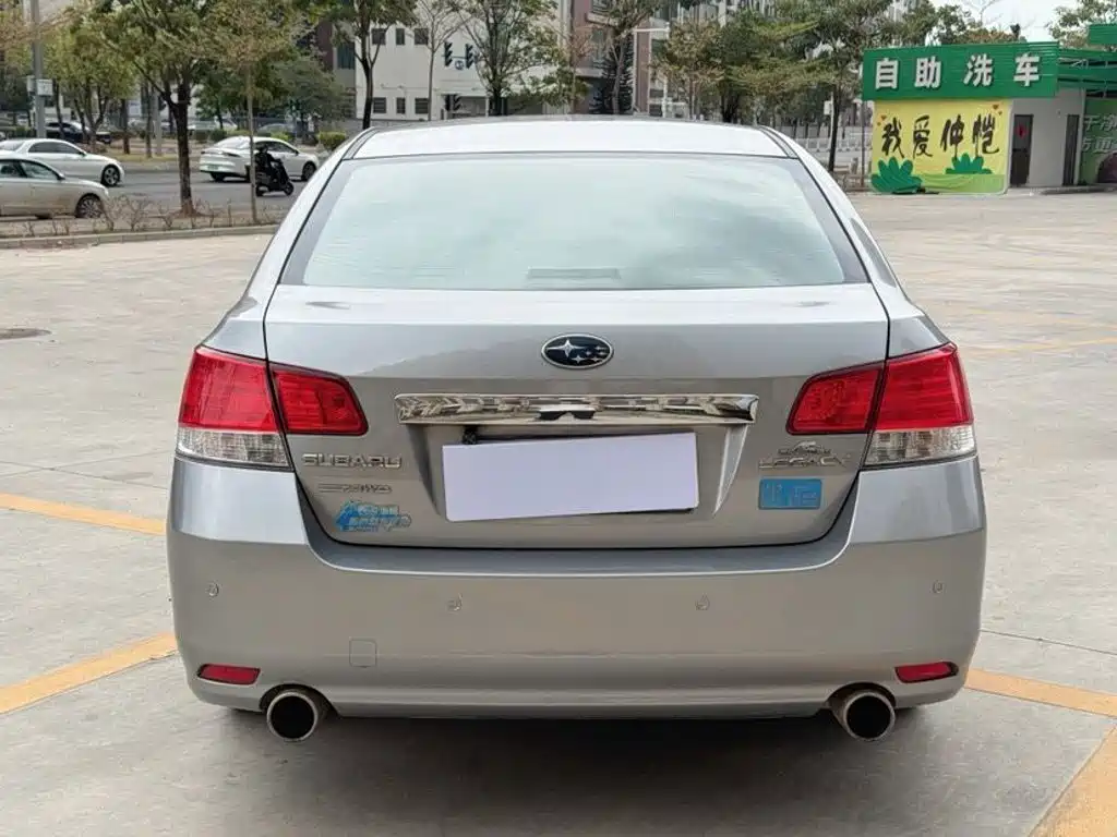 Subaru Legacy — миниатюра 8