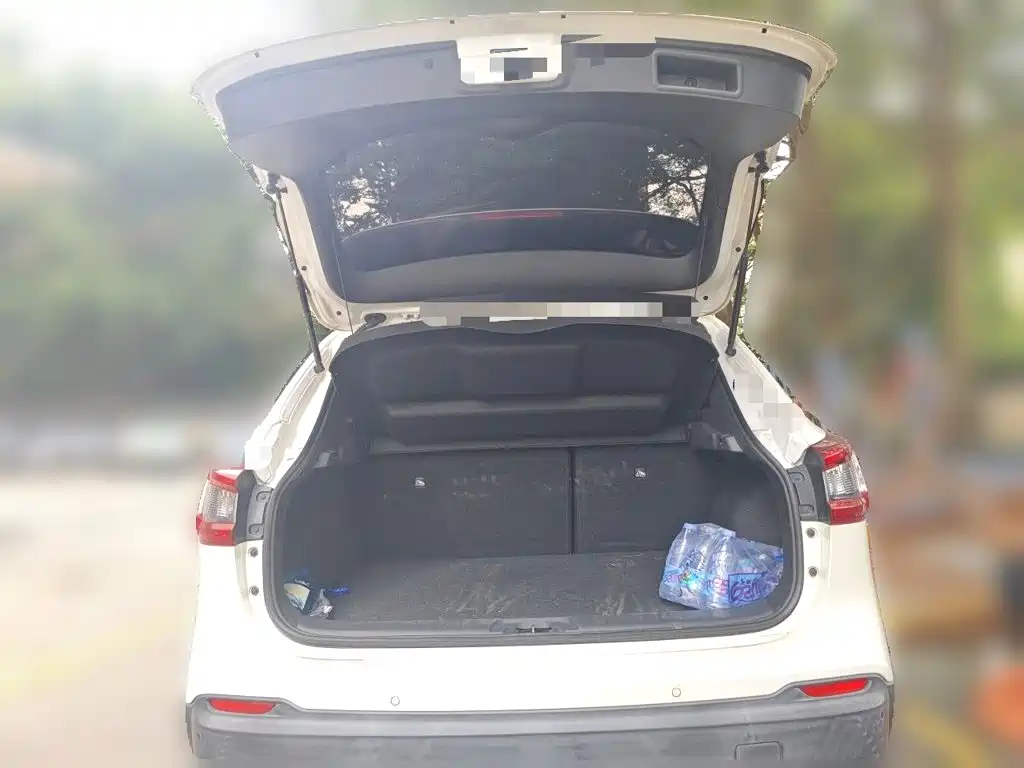 Nissan Qashqai — миниатюра 20