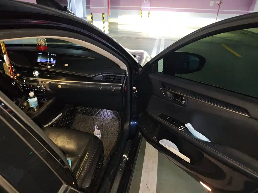 Lexus ES — миниатюра 18