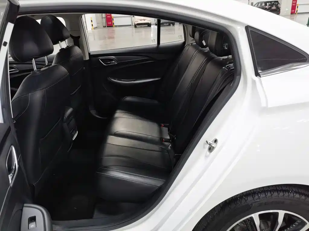 Roewe i5 — миниатюра 15