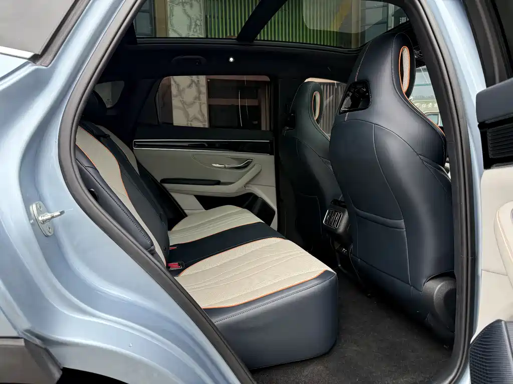 BYD Song Plus PLUS 2024 DM-i 110km Flagship PLUS