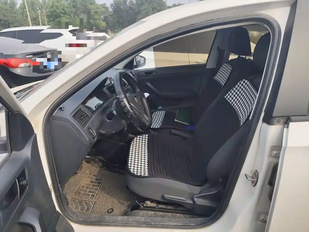 Volkswagen Santana — миниатюра 16