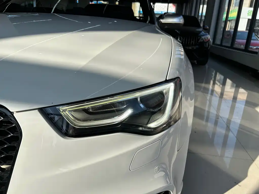 Audi A5 (Import) — миниатюра 28