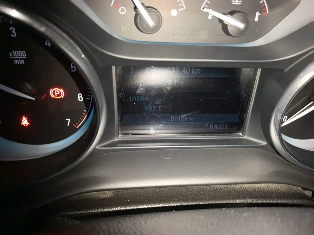 Buick Envision Plus — миниатюра 13