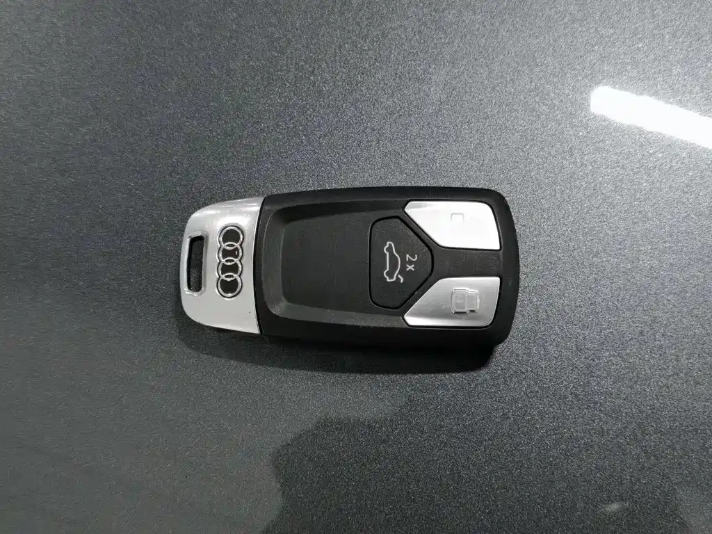Audi A4L — миниатюра 19