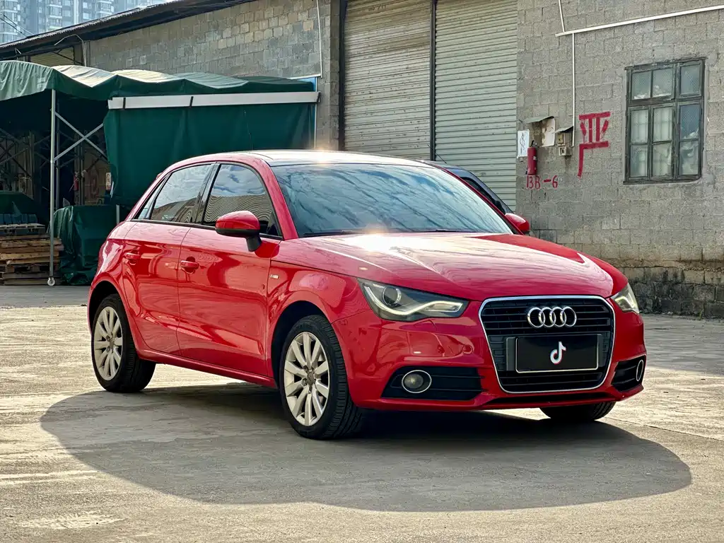 Audi A1 2014 30 TFSI Sportback Comfort