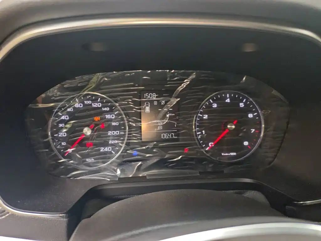 Roewe RX5 — миниатюра 7