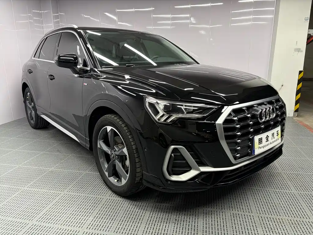 Audi Q3 2022 35 TFSI Fashion