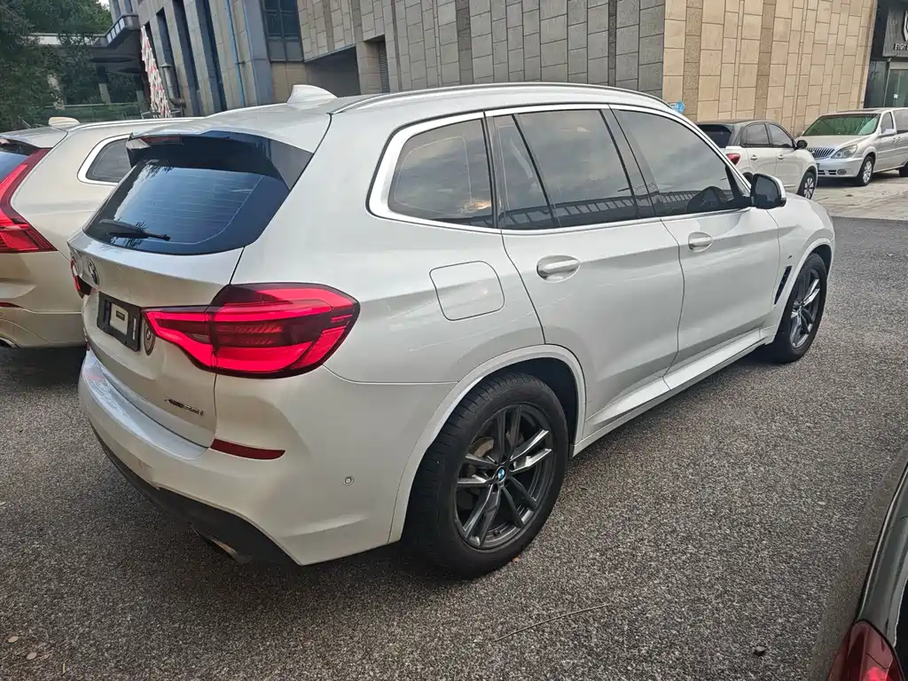 BMW X3 — миниатюра 3