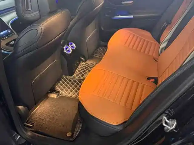 Mercedes-Benz C-Class — миниатюра 5
