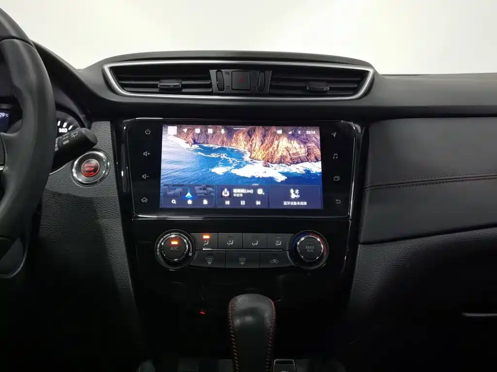 Nissan Qashqai — миниатюра 12