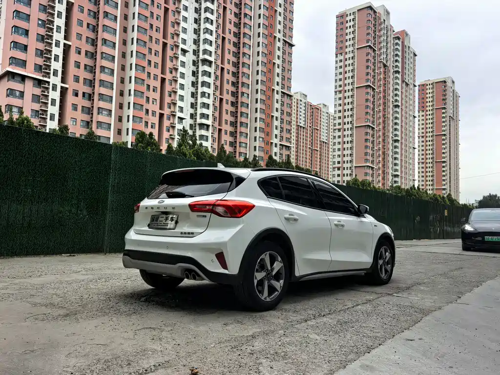 Ford Active 2021 EcoBoost 180 AT