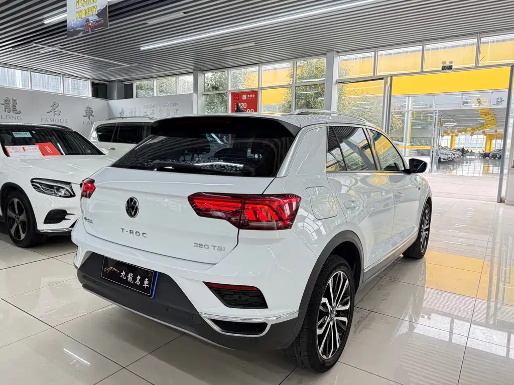 VOLKSWAGEN T ROC EXPLORING SONGS