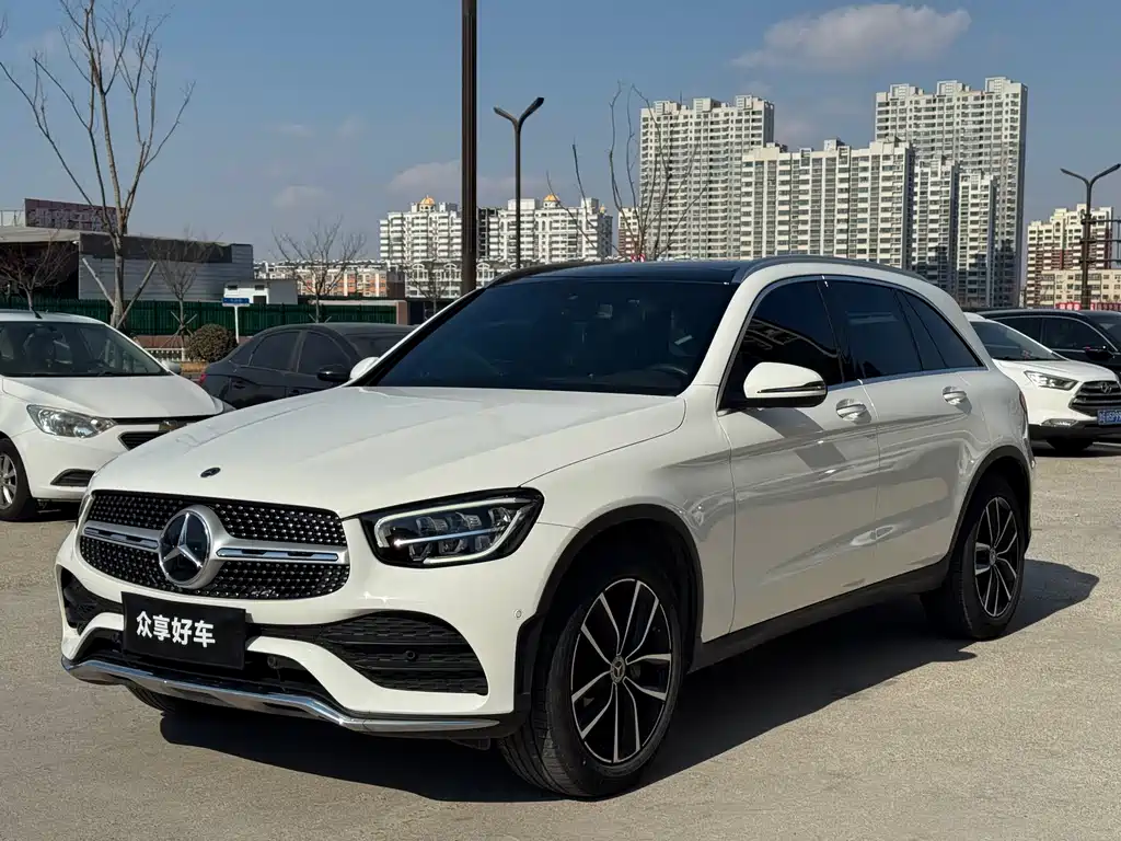 MERCEDES-BENZ GLC