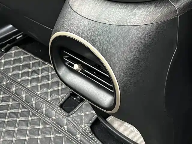 Baojun Yunduo — миниатюра 14