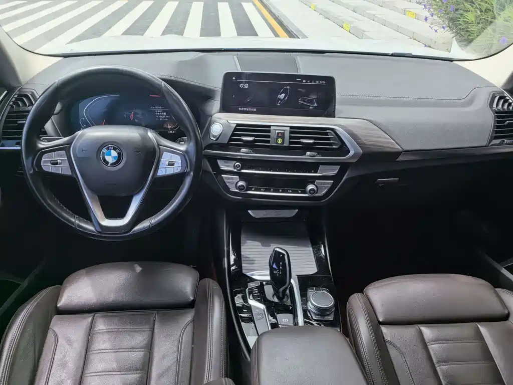 BMW X3 2021 xDrive28i Luxury