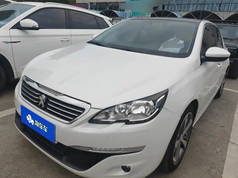 Peugeot 308S 2015