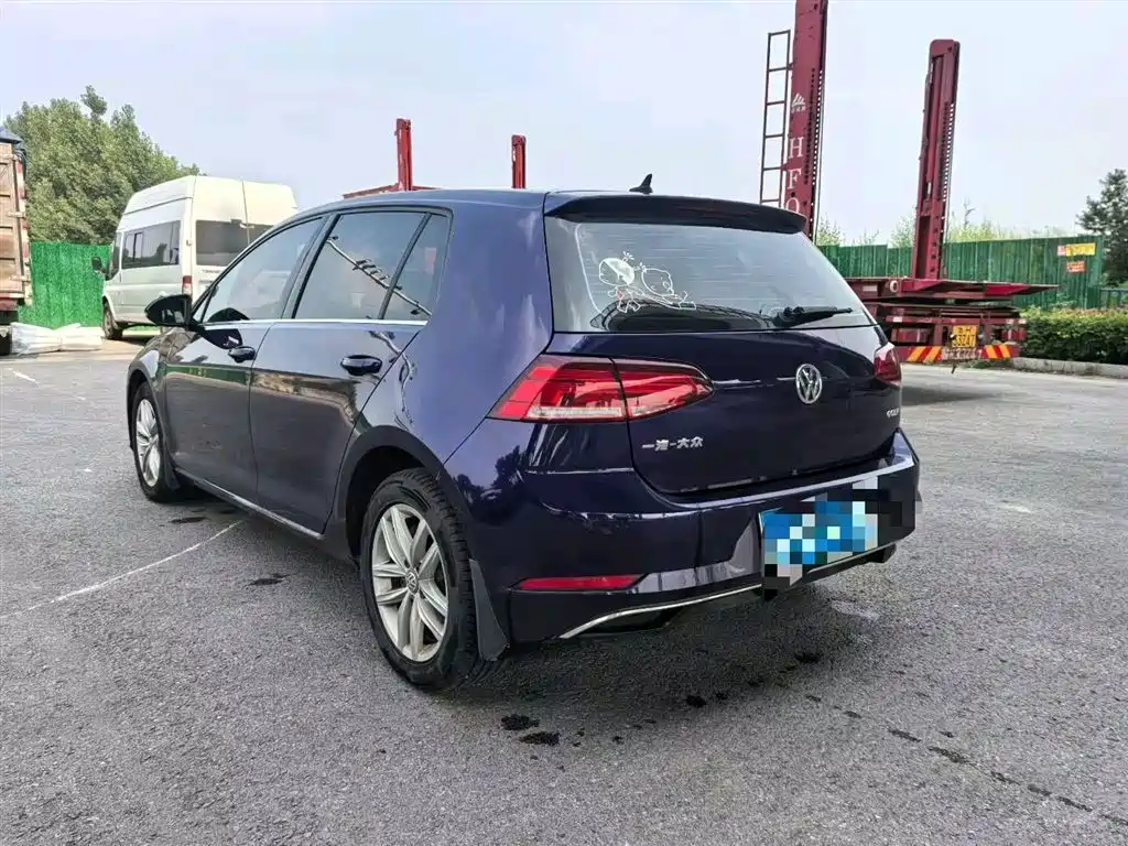 Volkswagen Golf 2019 1.6L AT Comfort V