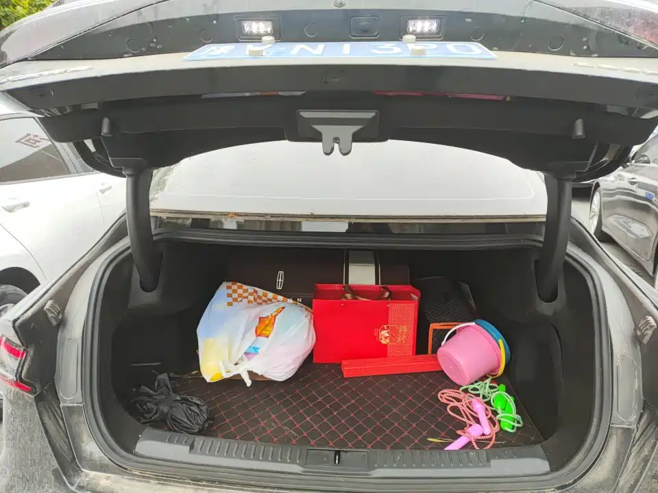 Lincoln Z — миниатюра 10
