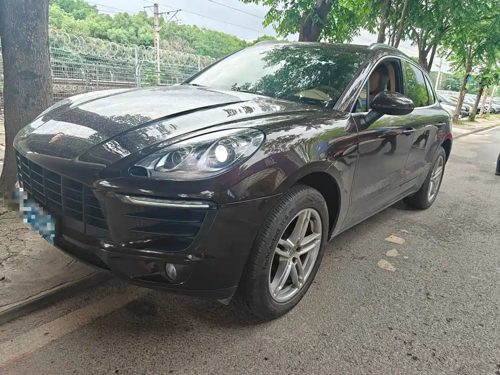 Porsche Macan 2016